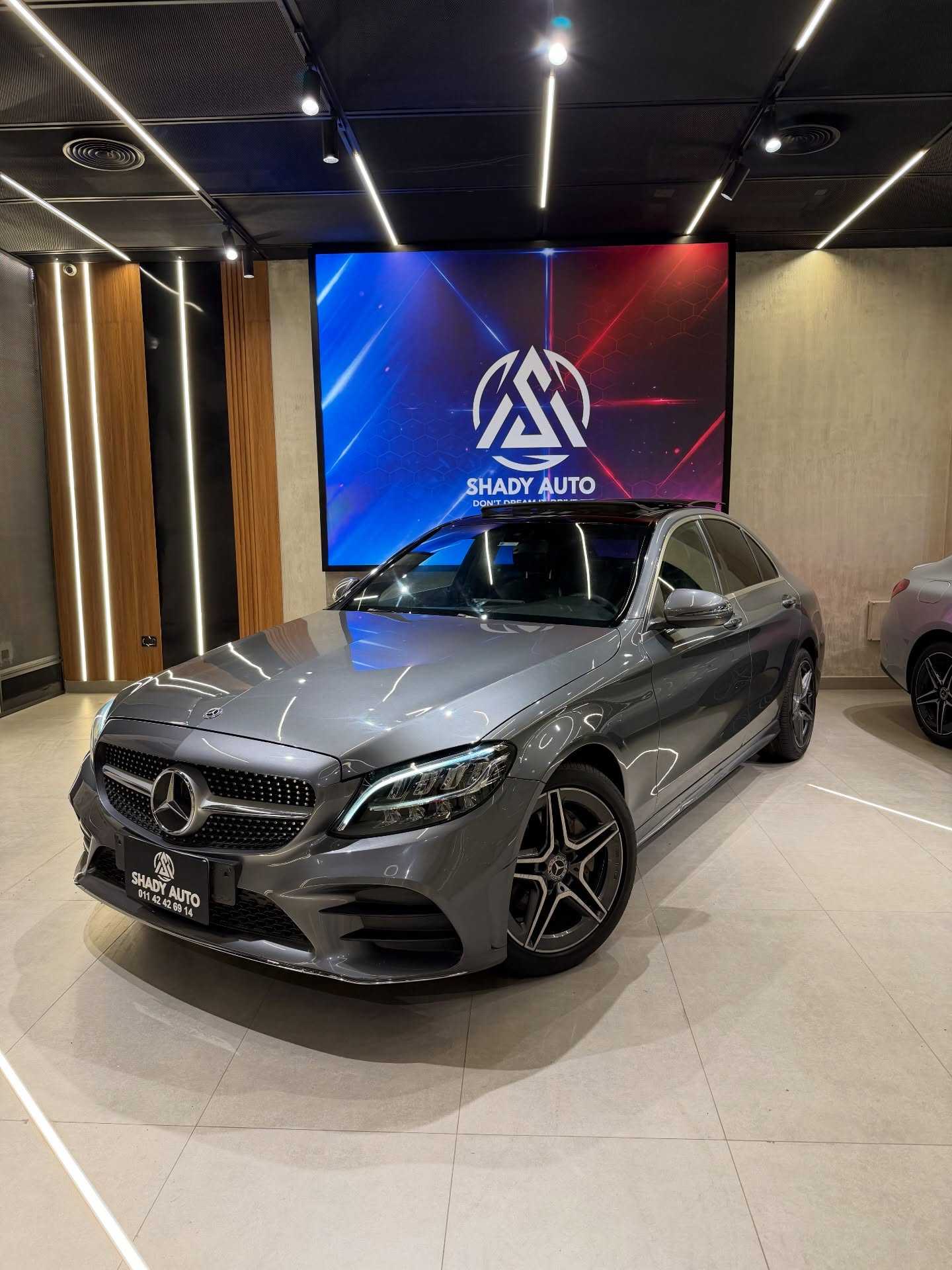 مرسيدس بنز C180 2019