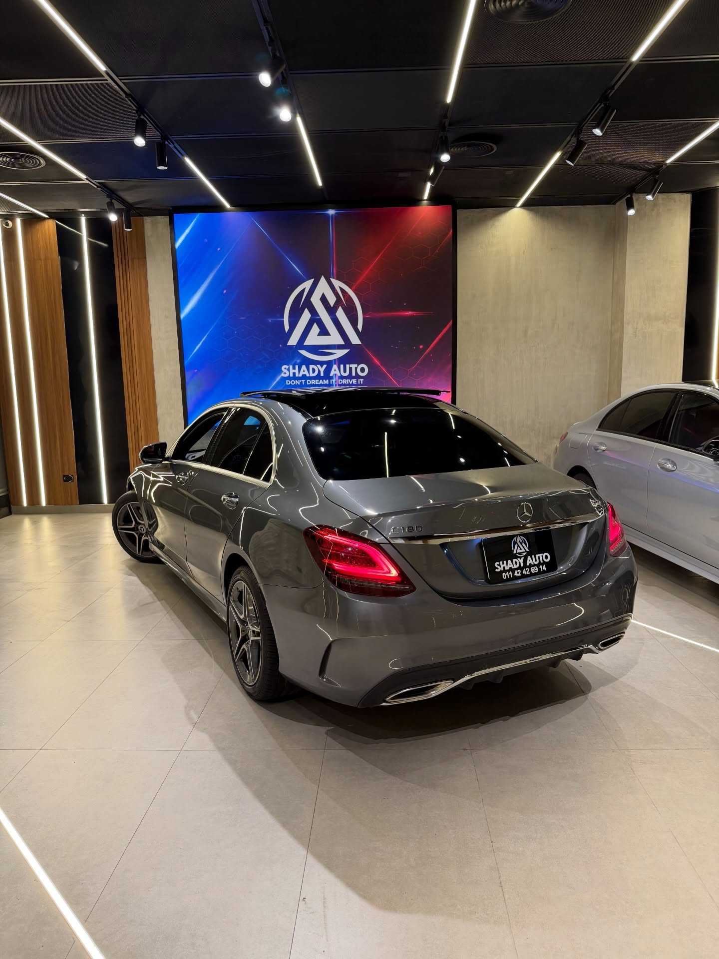 مرسيدس بنز C180 2019