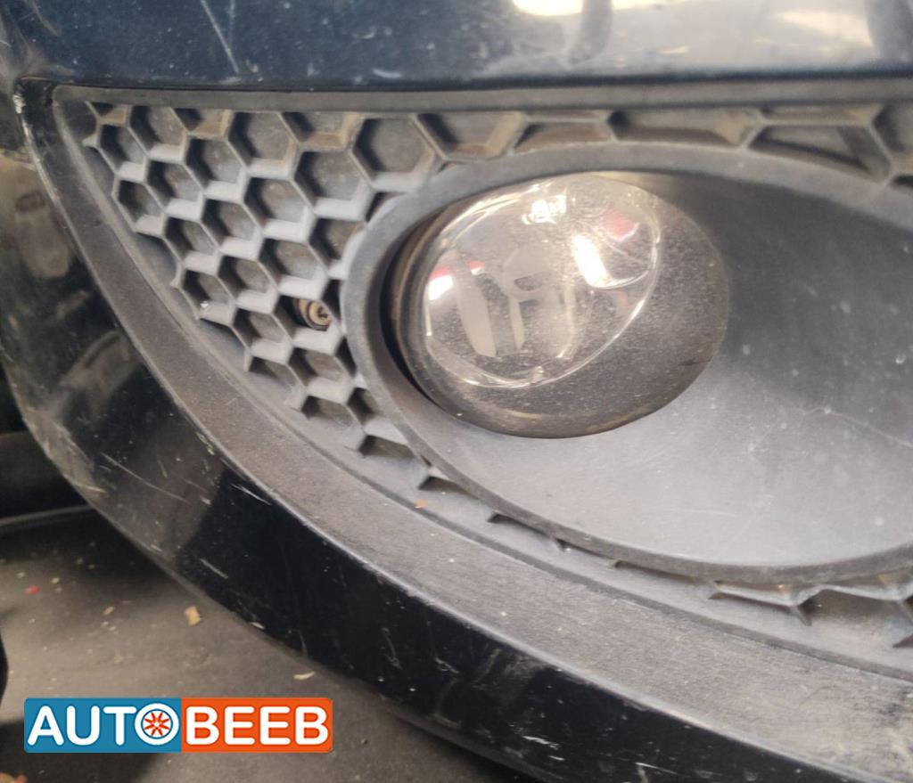 كشاف امامي يمين سيات ليون 2009 2010