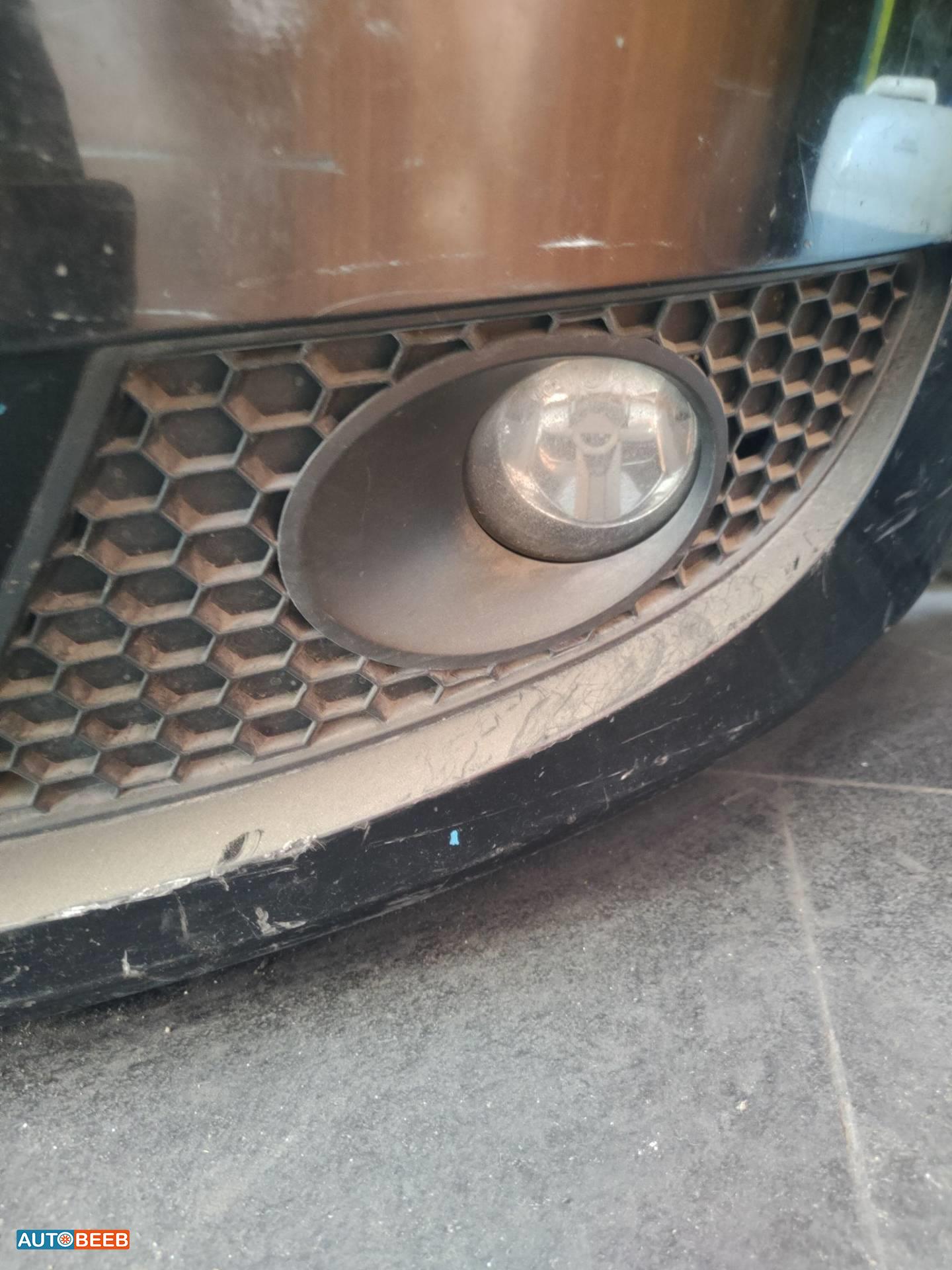 كشاف امامي شمال سيات ليون 2009 2010