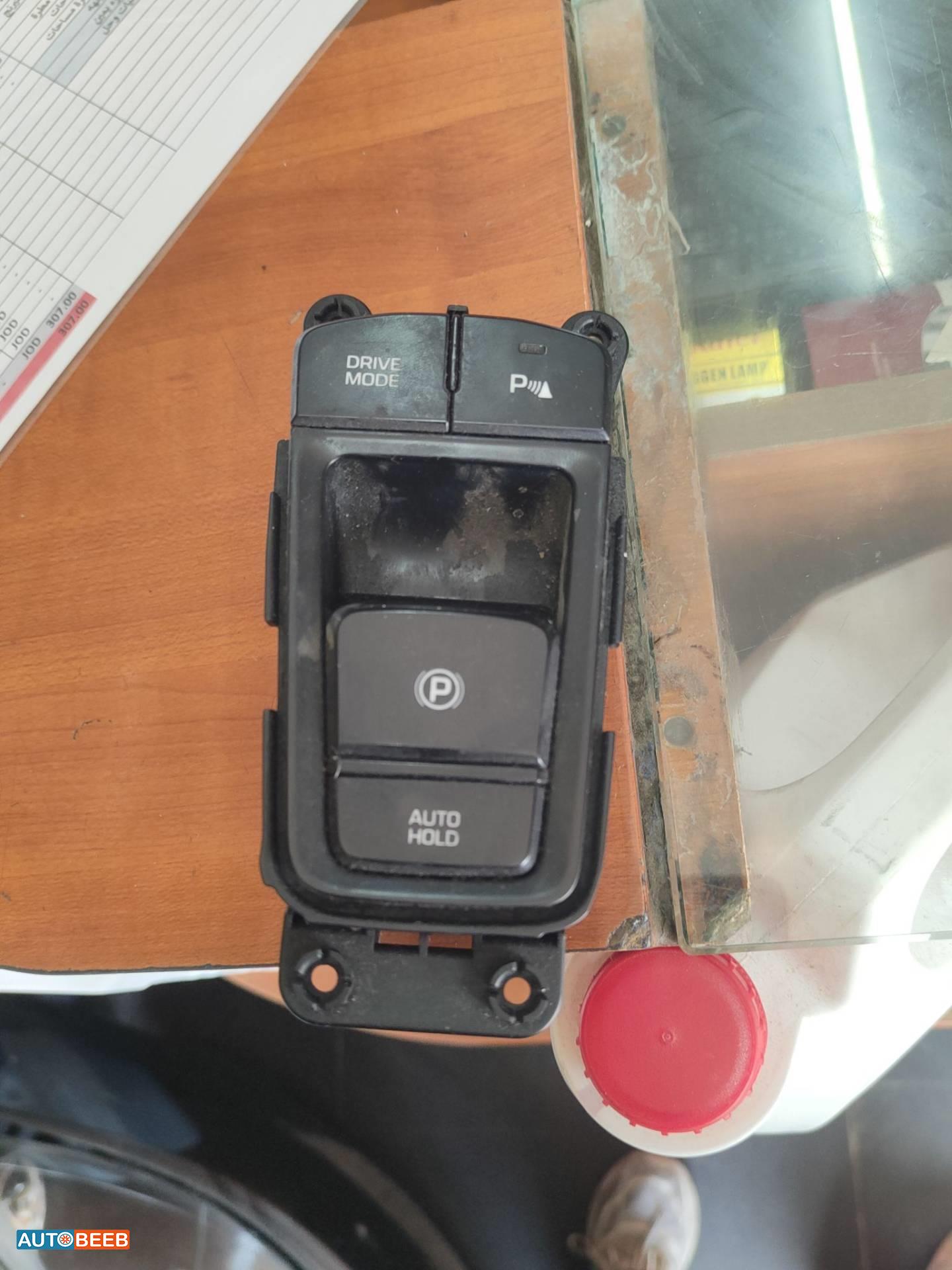 Cabin  Control buttons Hyundai Sonata