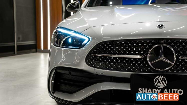 Mercedes Benz C200 2025