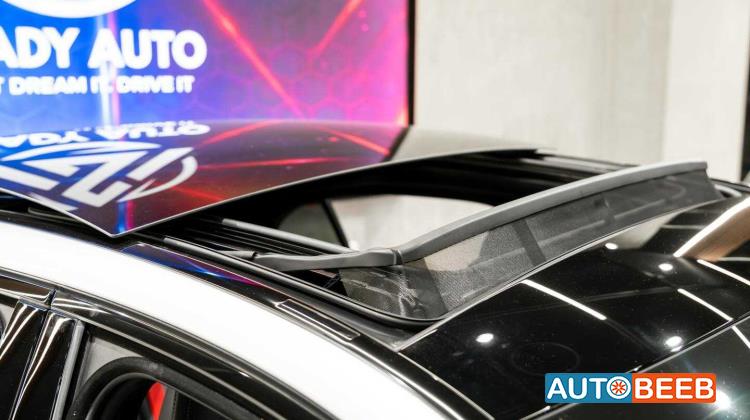 Mercedes Benz C200 2025