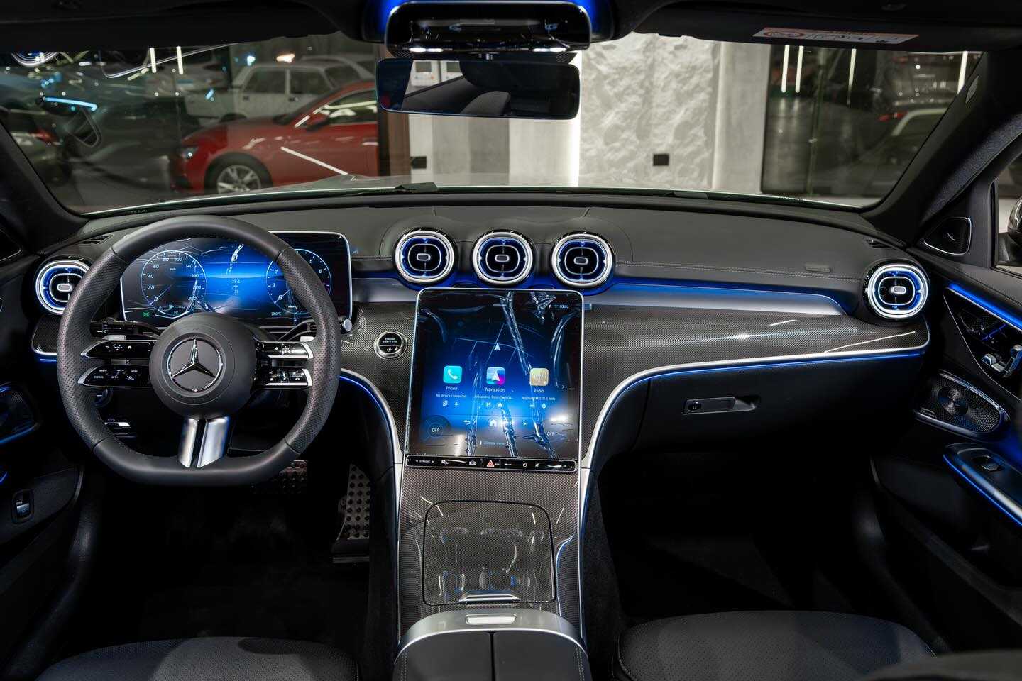 Mercedes Benz C200 2025