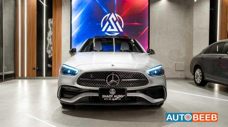 Mercedes Benz C200 2025