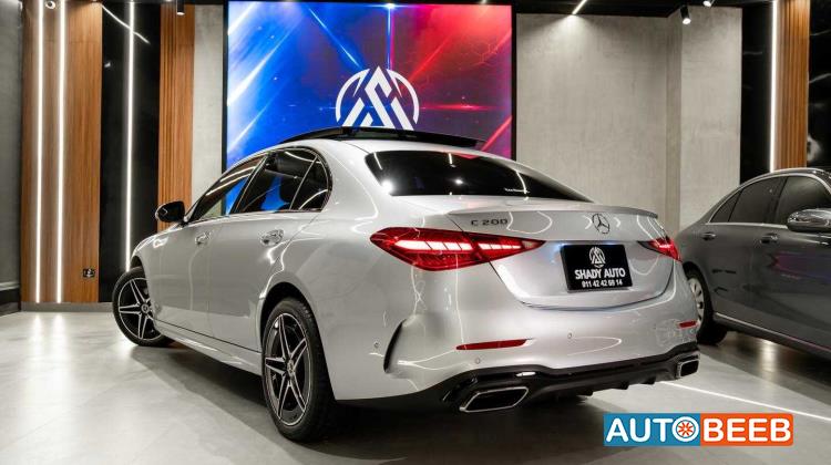 Mercedes Benz C200 2025