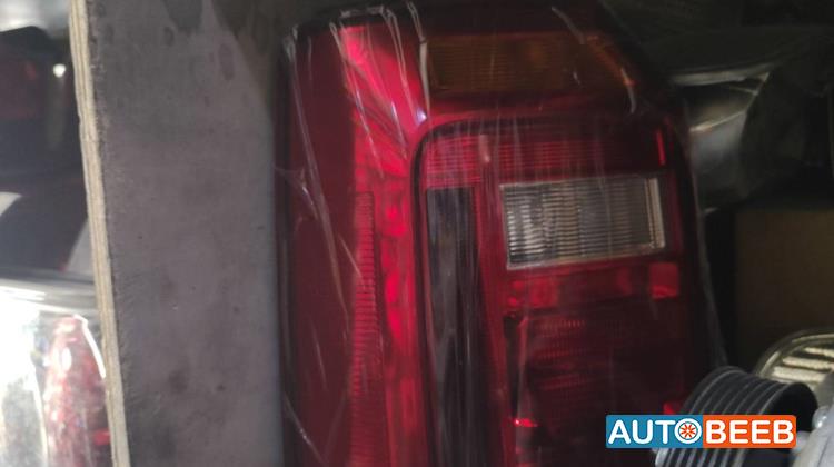 ضوء خلفي يمين شمال فولكس فاجن كادي 2016 2017