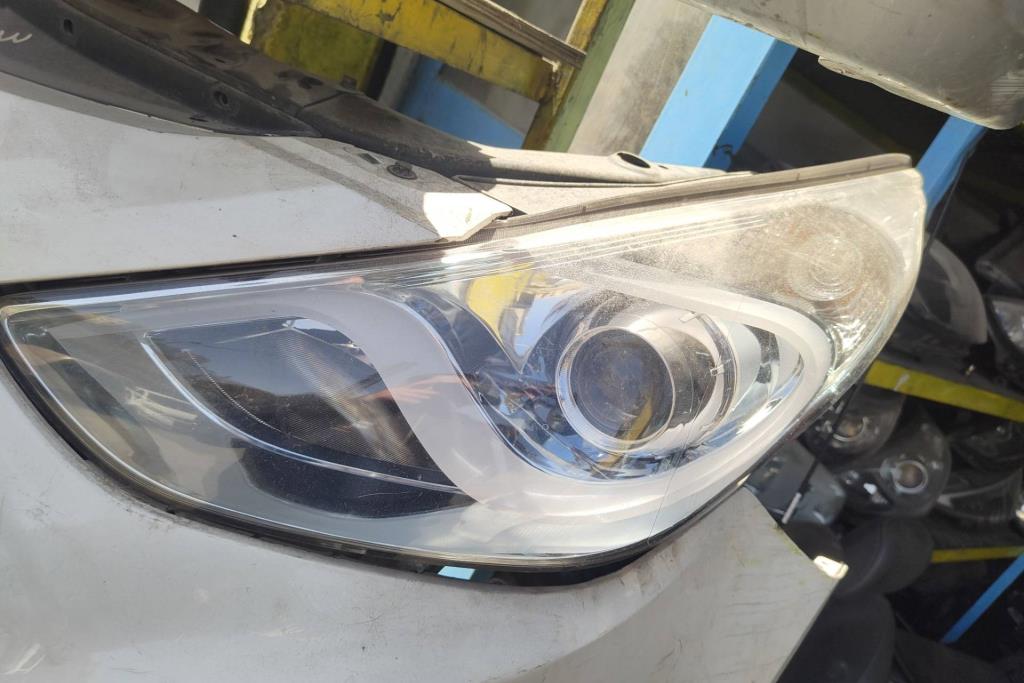 ضوء امامي شمال هيونداي سوناتا 2014 2015