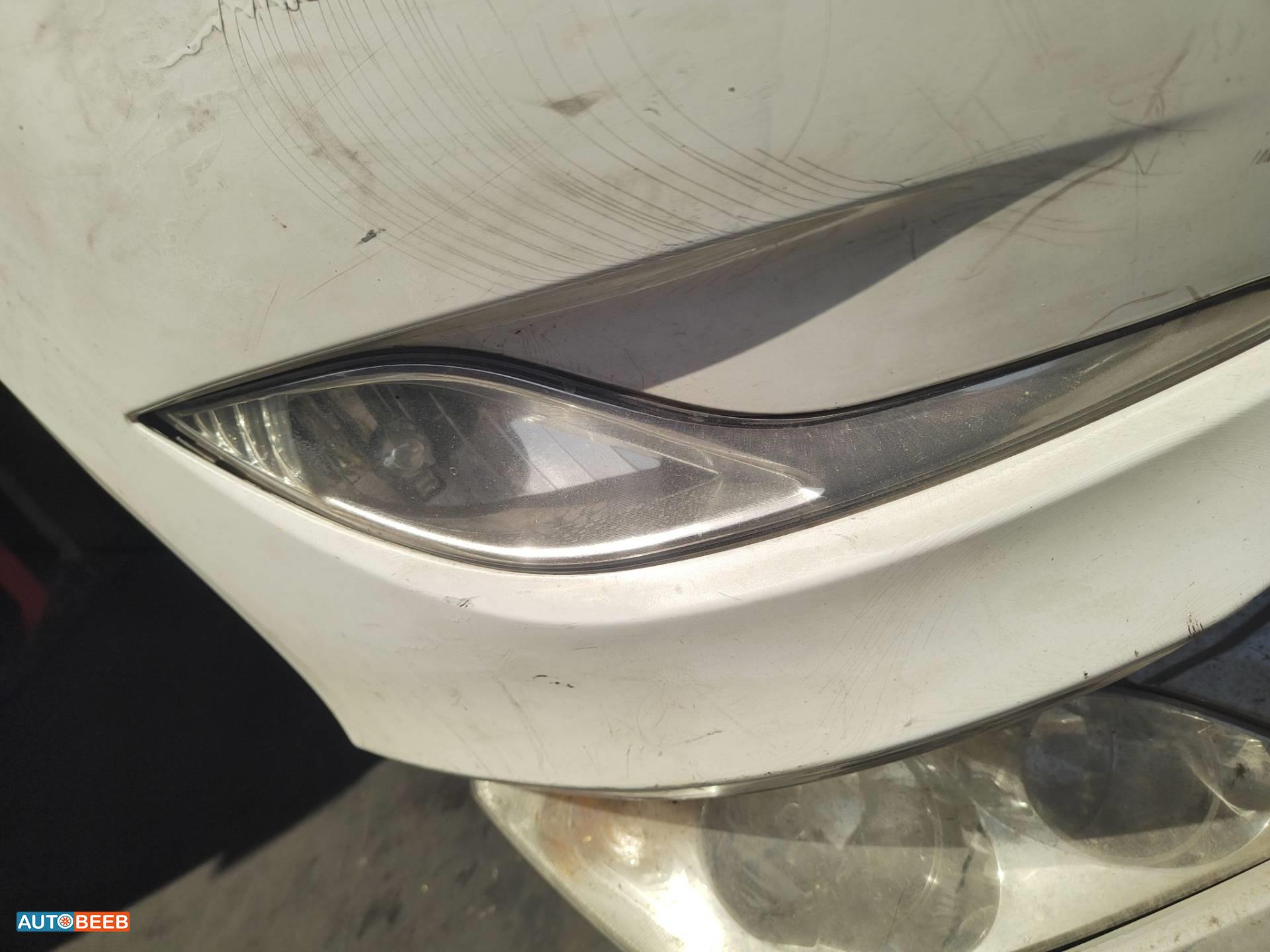 كشاف امامي يمين هيونداي سوناتا 2014 2015