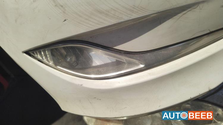 كشاف امامي يمين هيونداي سوناتا 2014 2015