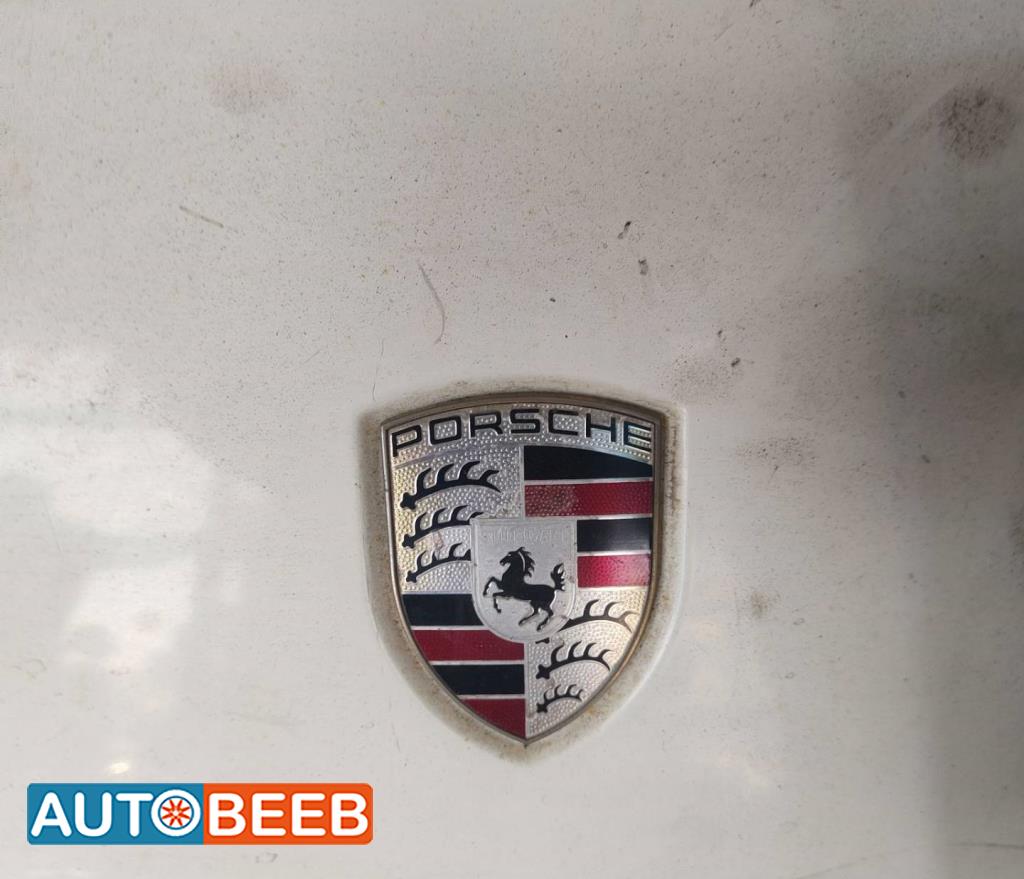 Body  Emblems Porsche Cayenne