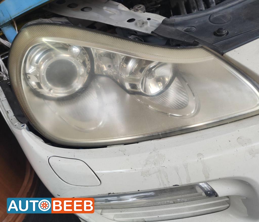 ضوء امامي يمين بورش كايين 2009 2010