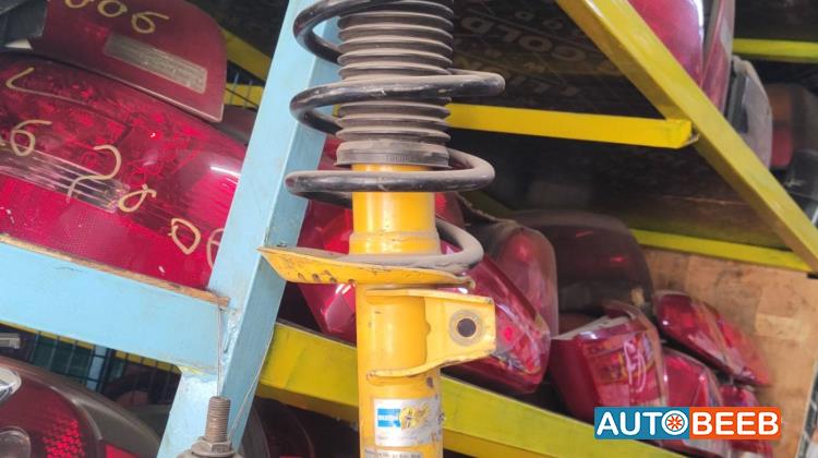 صنوبرص أمامي فولكس فاجن جولف 2010 2011 2012 2013 2014 2015