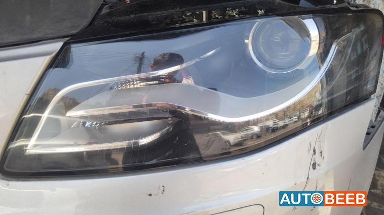 ضوء امامي شمال اودي a4 2009 2010