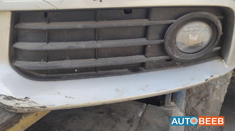 برواز كشاف امامي شمال اودي a4 2009 2010