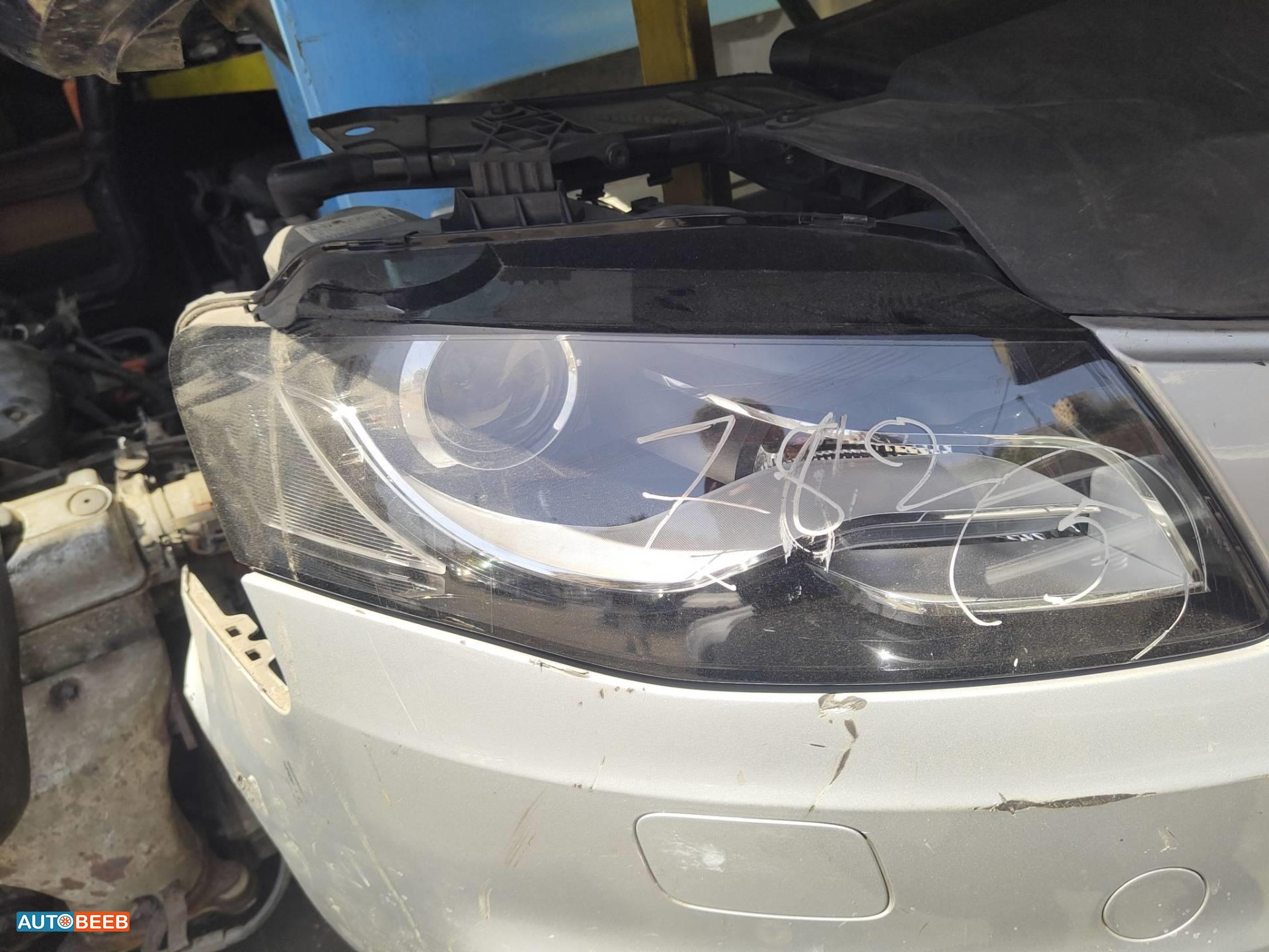 ضوء امامي يمين اودي a4 2009 2010