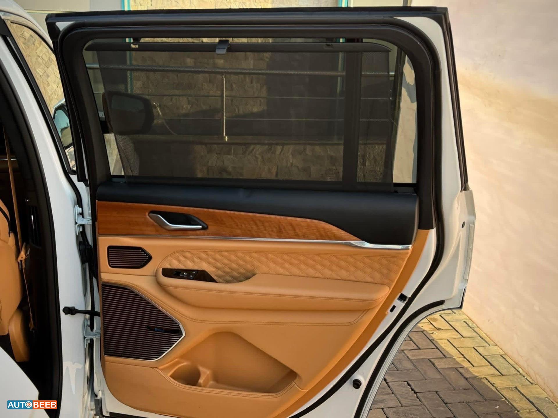 جيب جراند شيروكي 2023