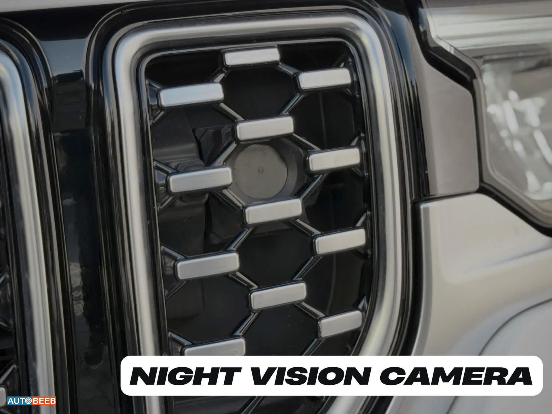 جيب جراند شيروكي 2023