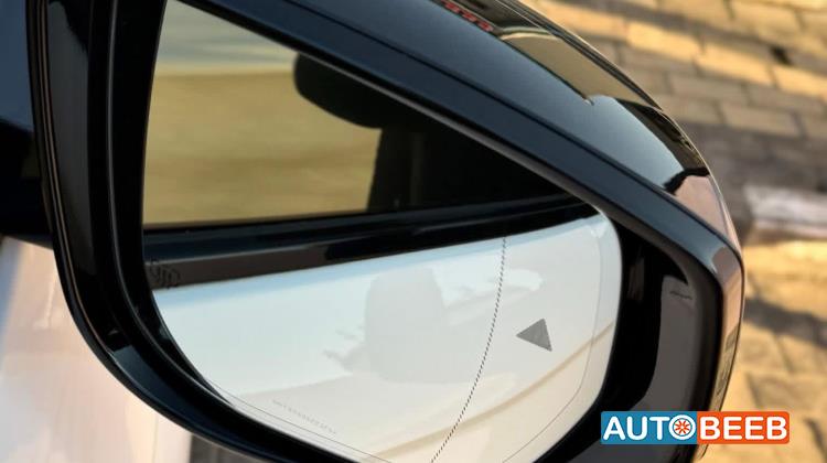 جيب جراند شيروكي 2023