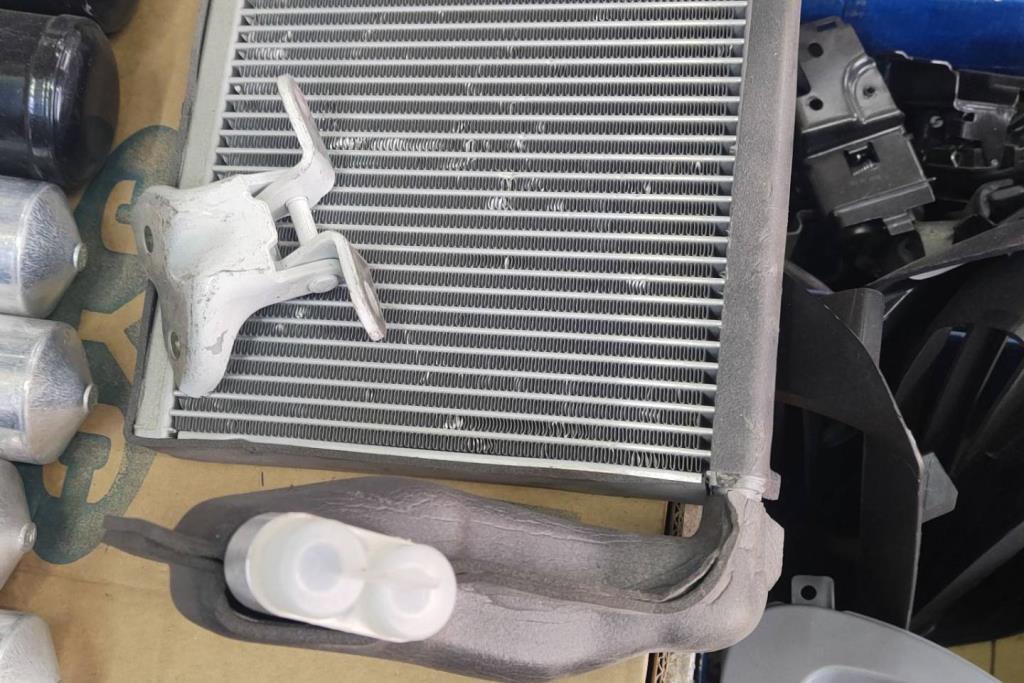  Mechanics  KIA Bongo