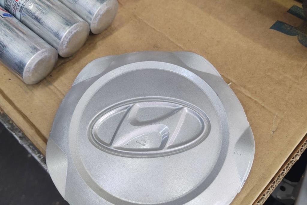 طاسة جنط هيونداي اتش1 ستاركس 1996 1997 1998 1999 2000 2001 2002 2003