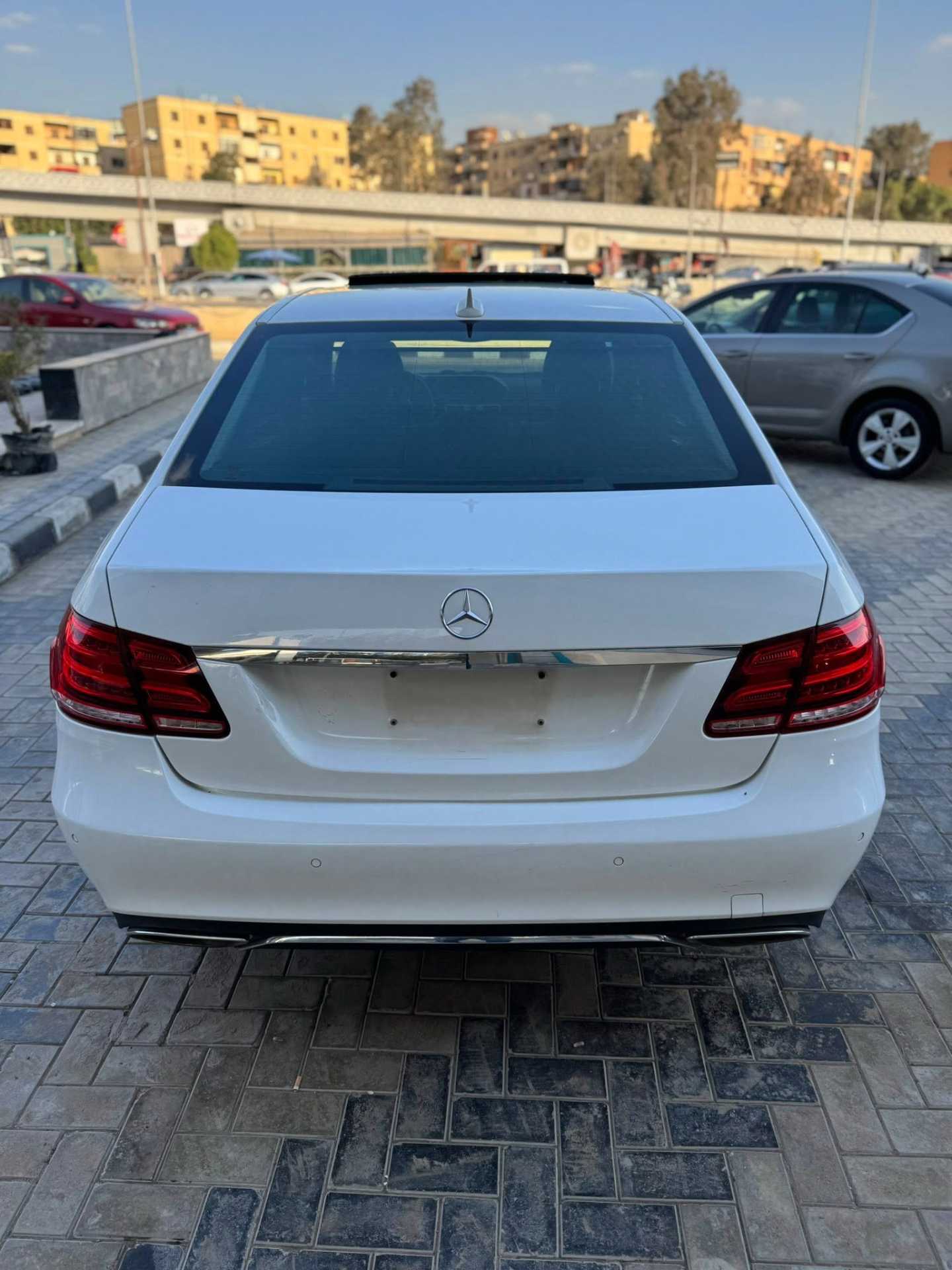Mercedes Benz E180 2016