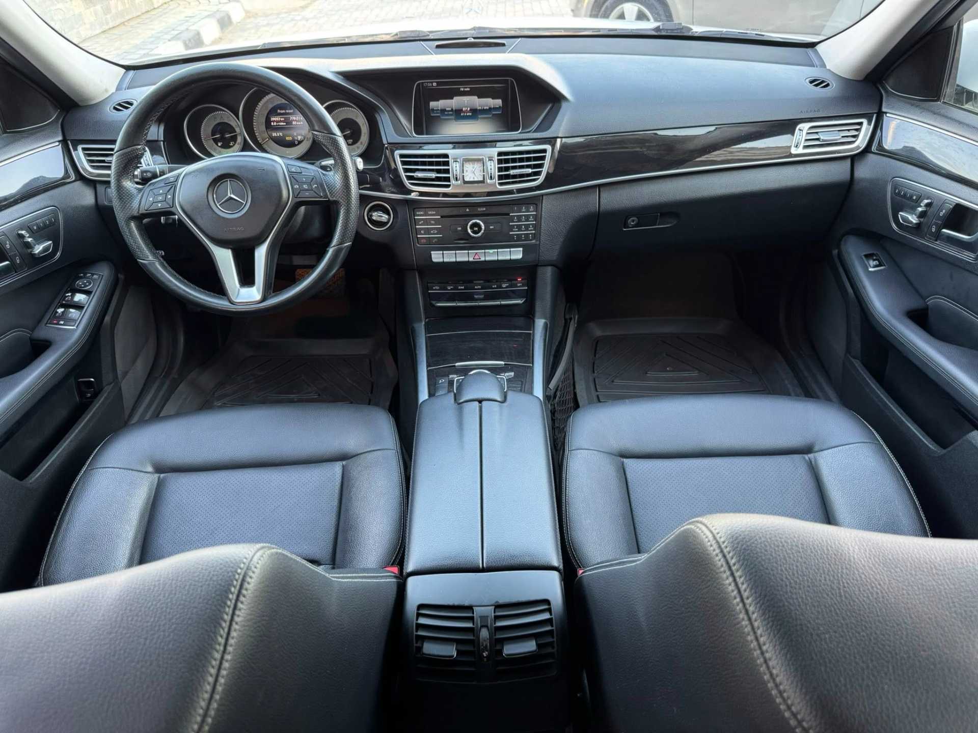 Mercedes Benz E180 2016