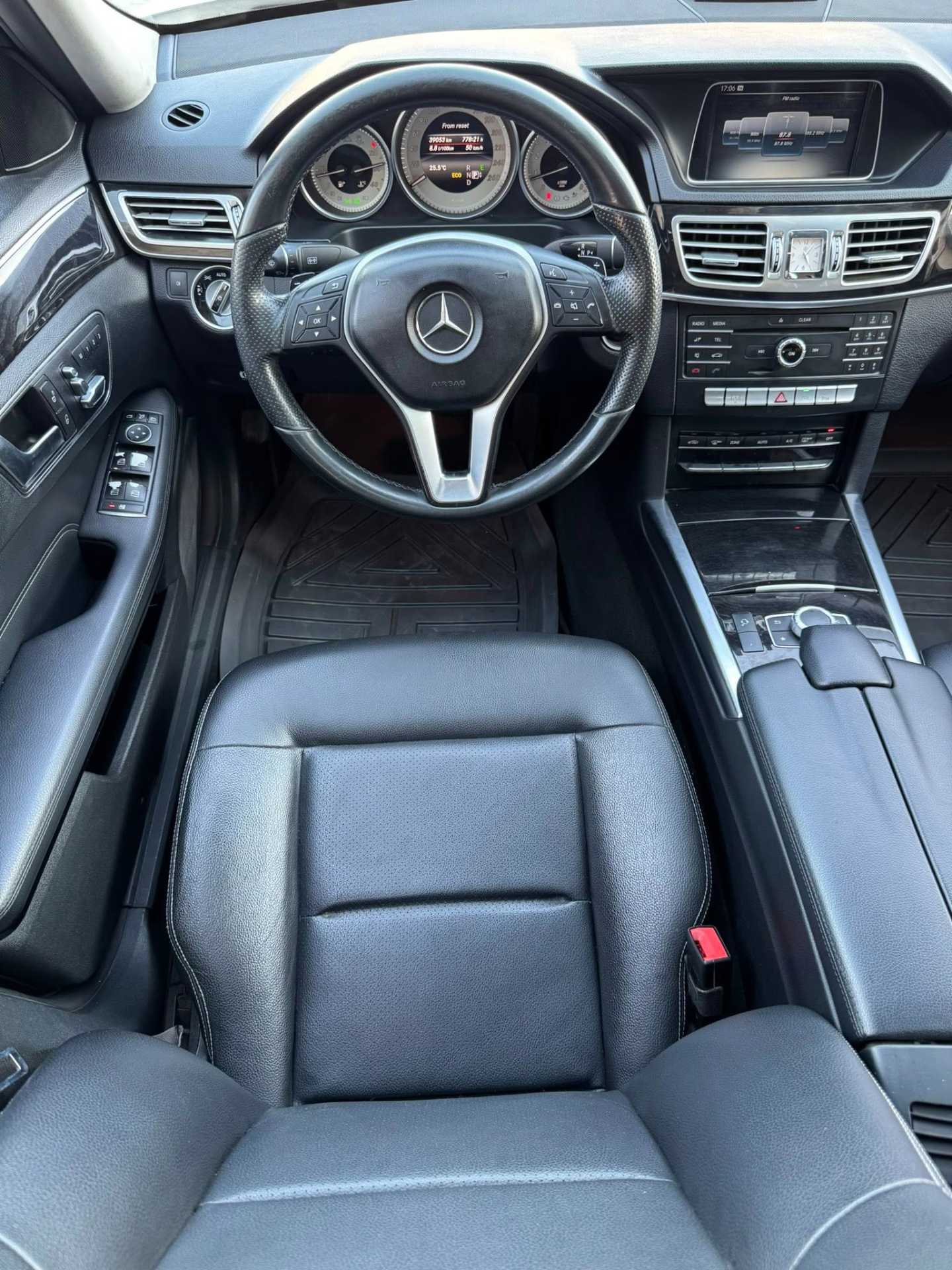 Mercedes Benz E180 2016