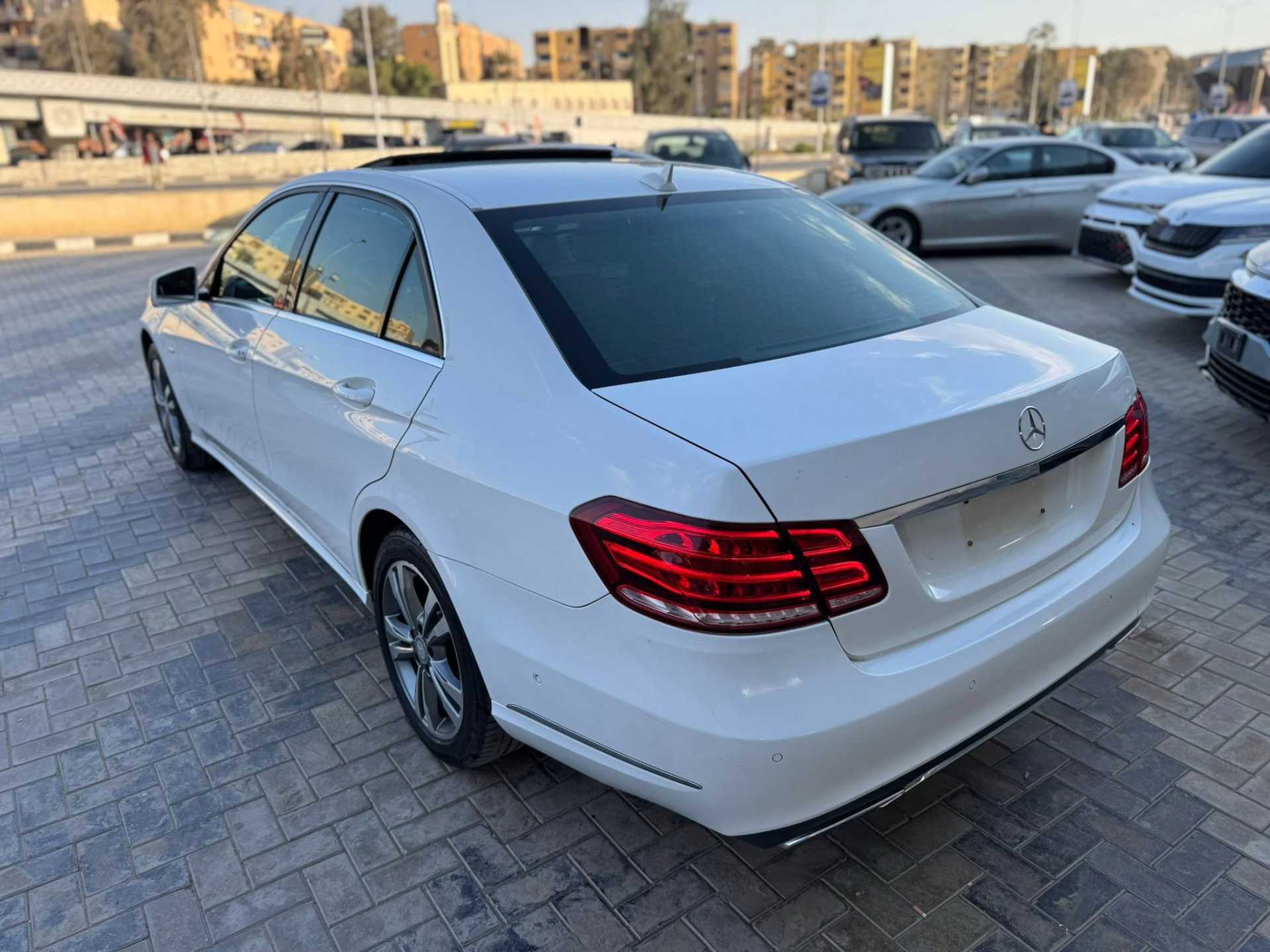 Mercedes Benz E180 2016