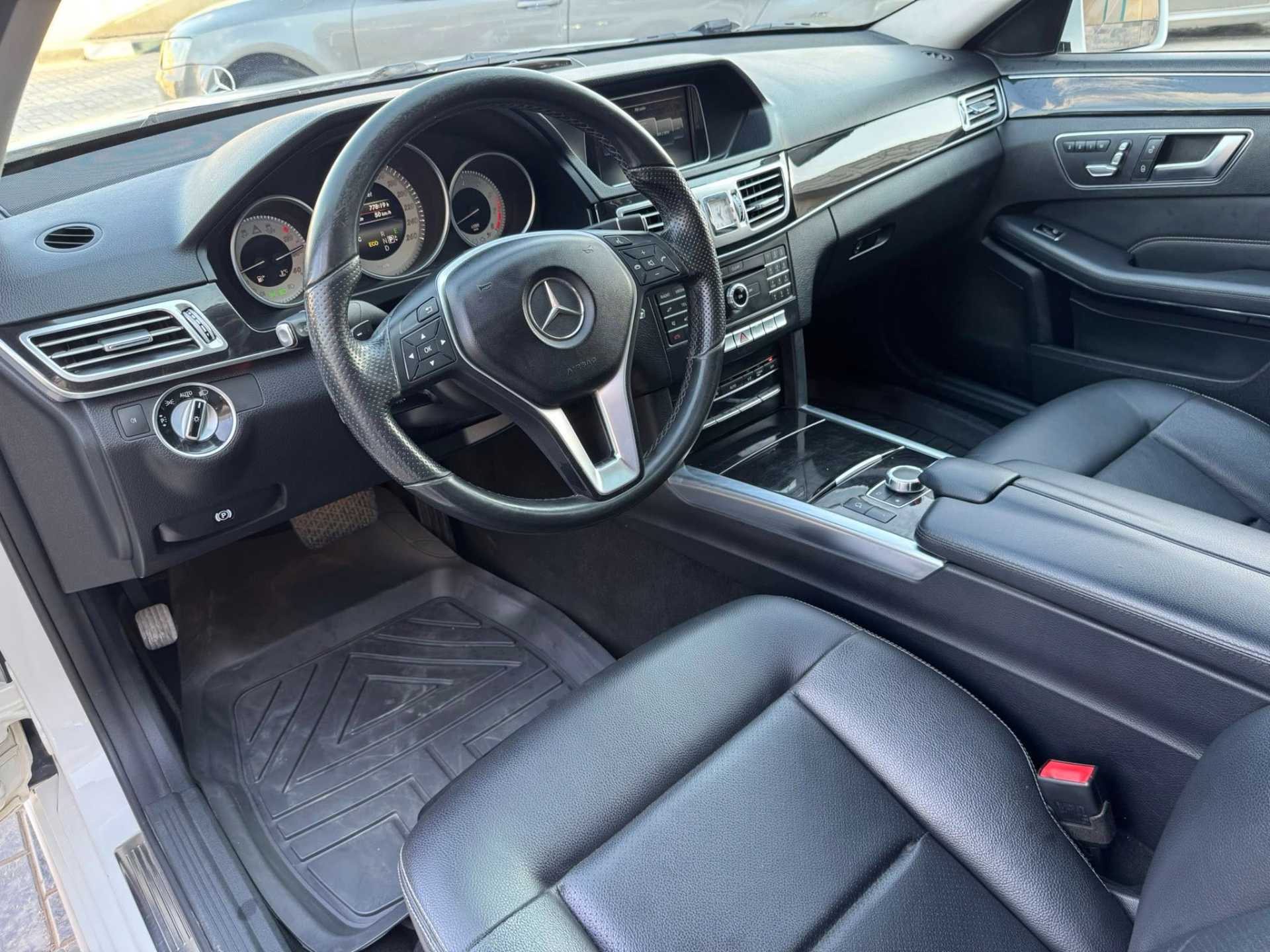 Mercedes Benz E180 2016