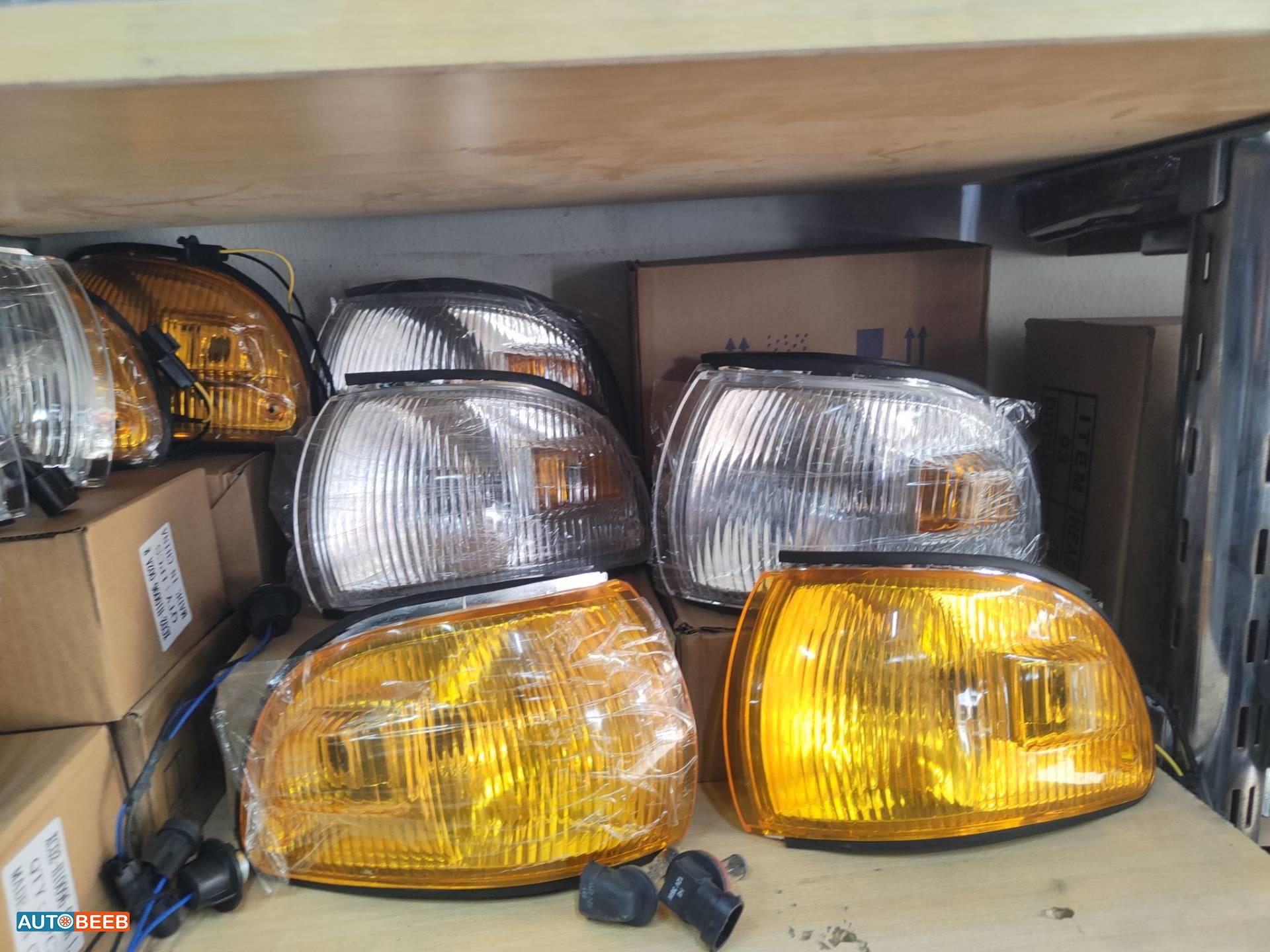 ضوء غماز أمامي يمين شمال هيونداي اتش 100 1997 1998 1999 2000 2001 2002