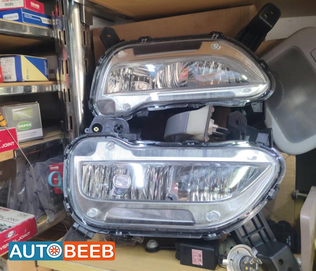 كشاف امامي يمين شمال هيونداي اتش1 2020 2021