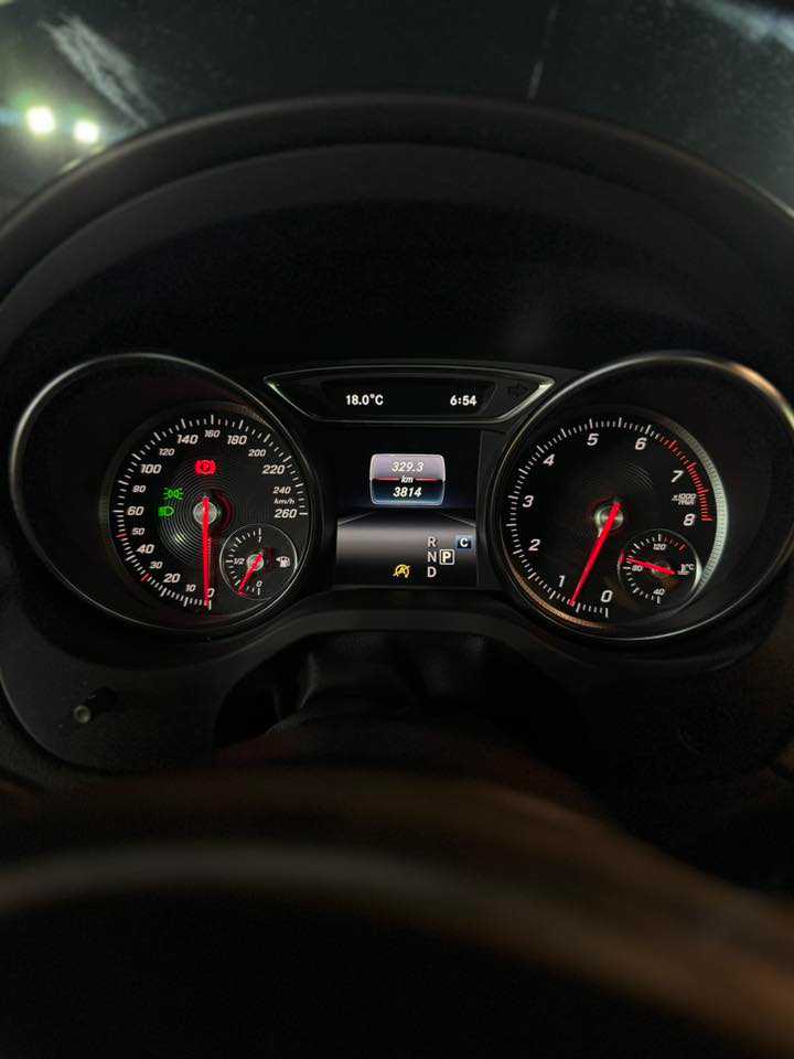 مرسيدس بنز CLA180 2019