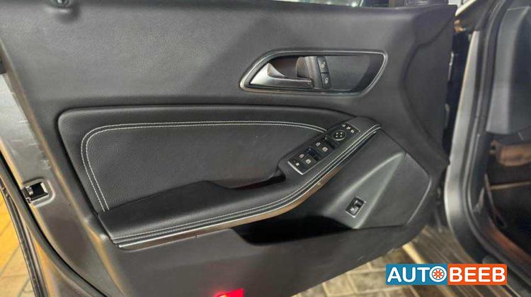 مرسيدس بنز CLA180 2019