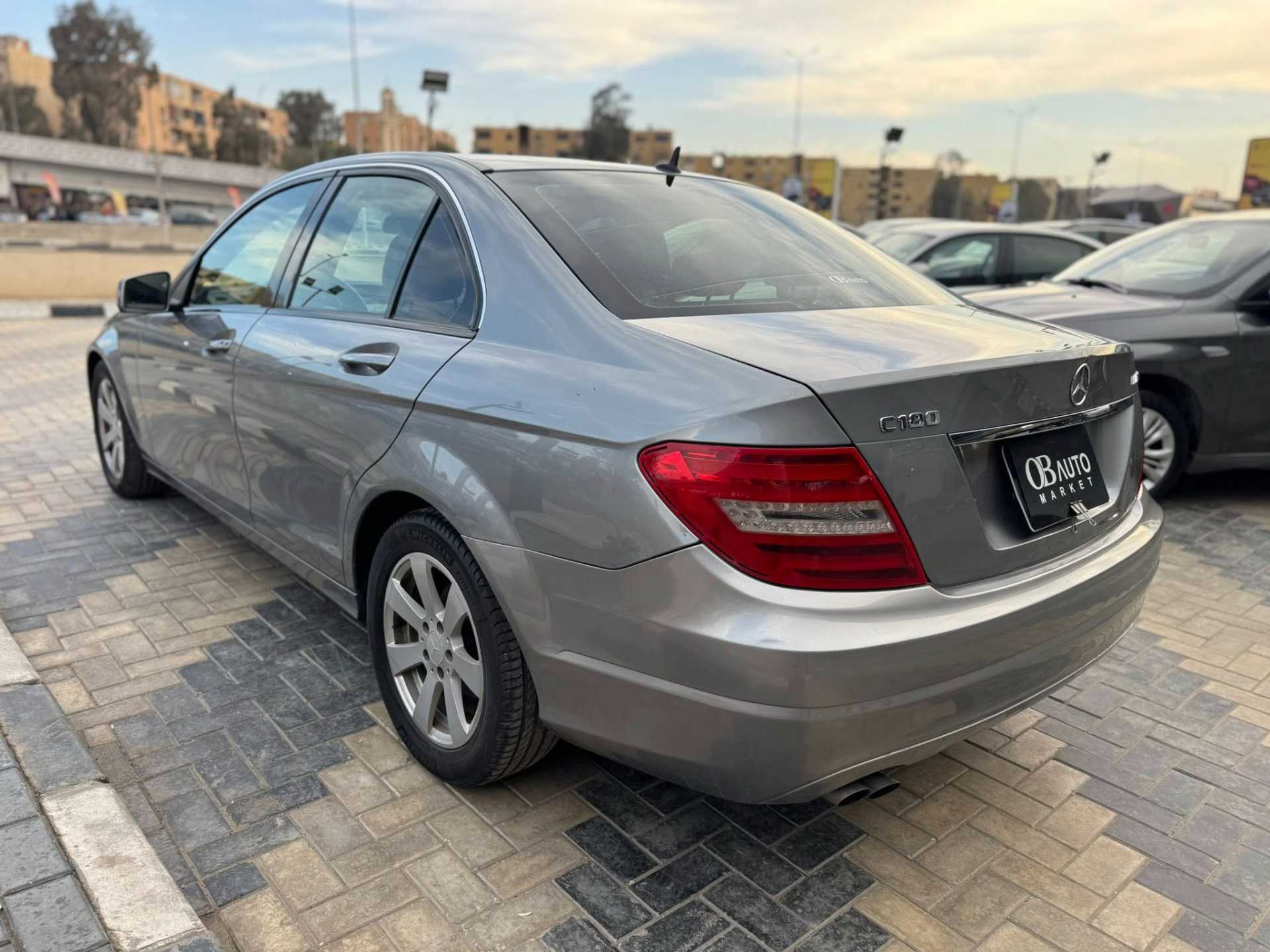 مرسيدس بنز C180 2013