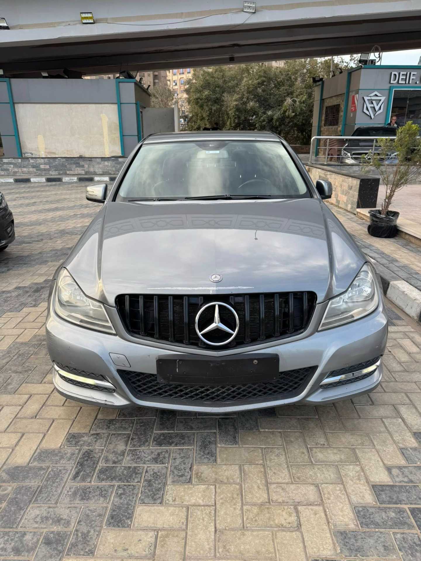 مرسيدس بنز C180 2013