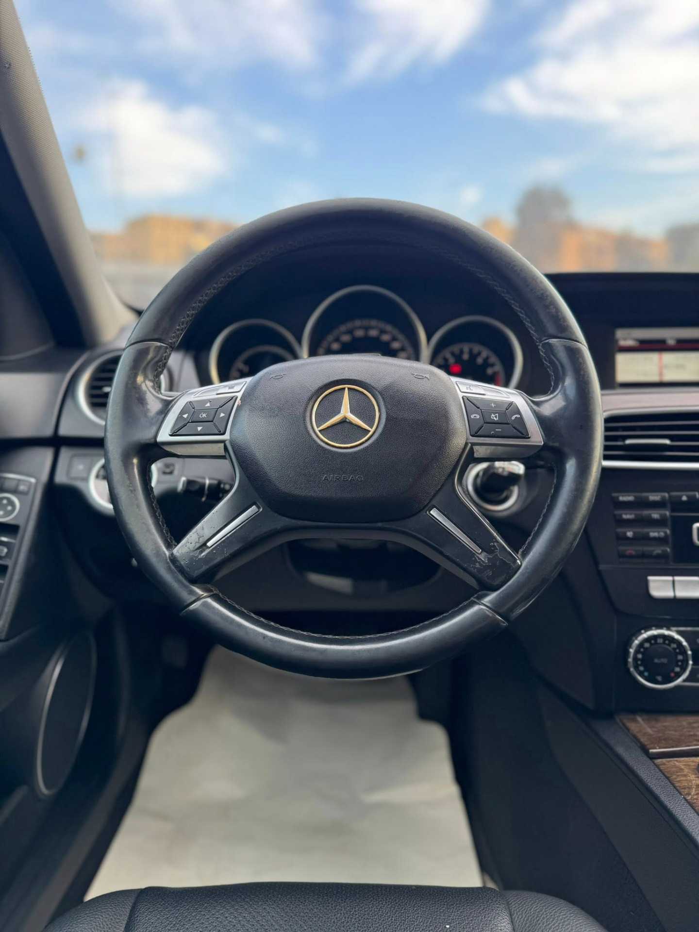 مرسيدس بنز C180 2013