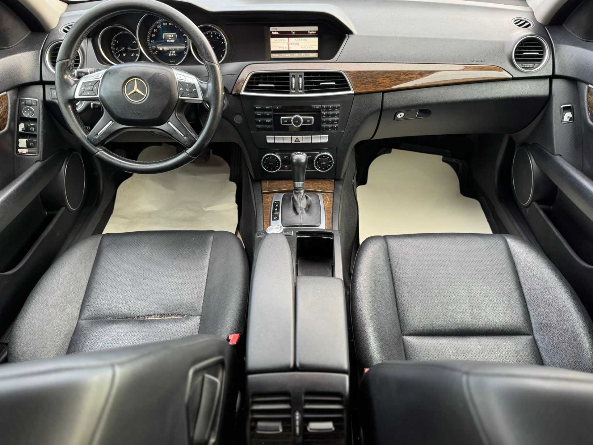 مرسيدس بنز C180 2013