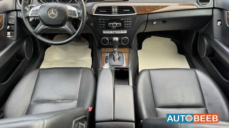 مرسيدس بنز C180 2013