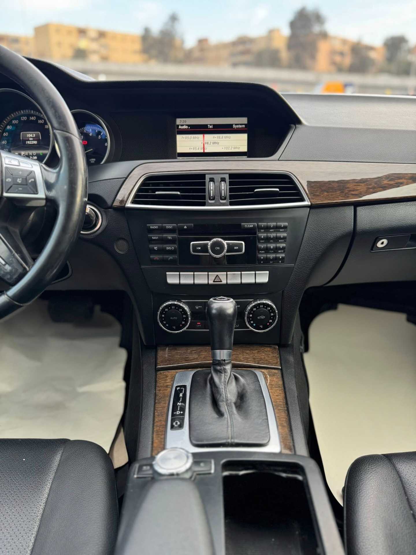 مرسيدس بنز C180 2013