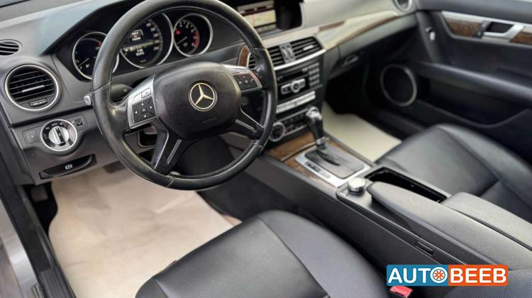 مرسيدس بنز C180 2013