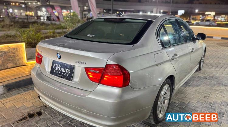 بي ام دبليو 318 2011