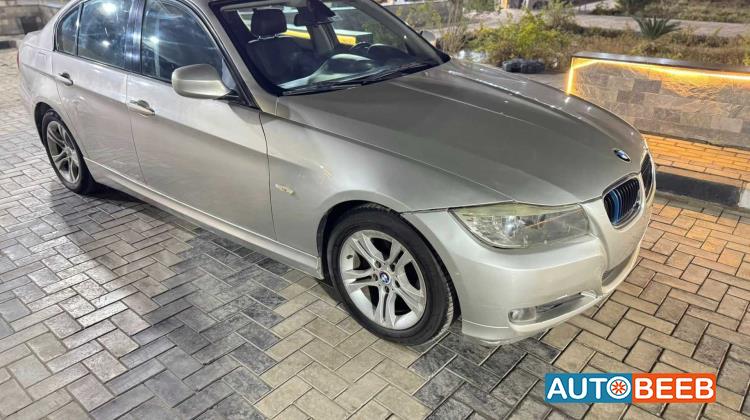 بي ام دبليو 318 2011