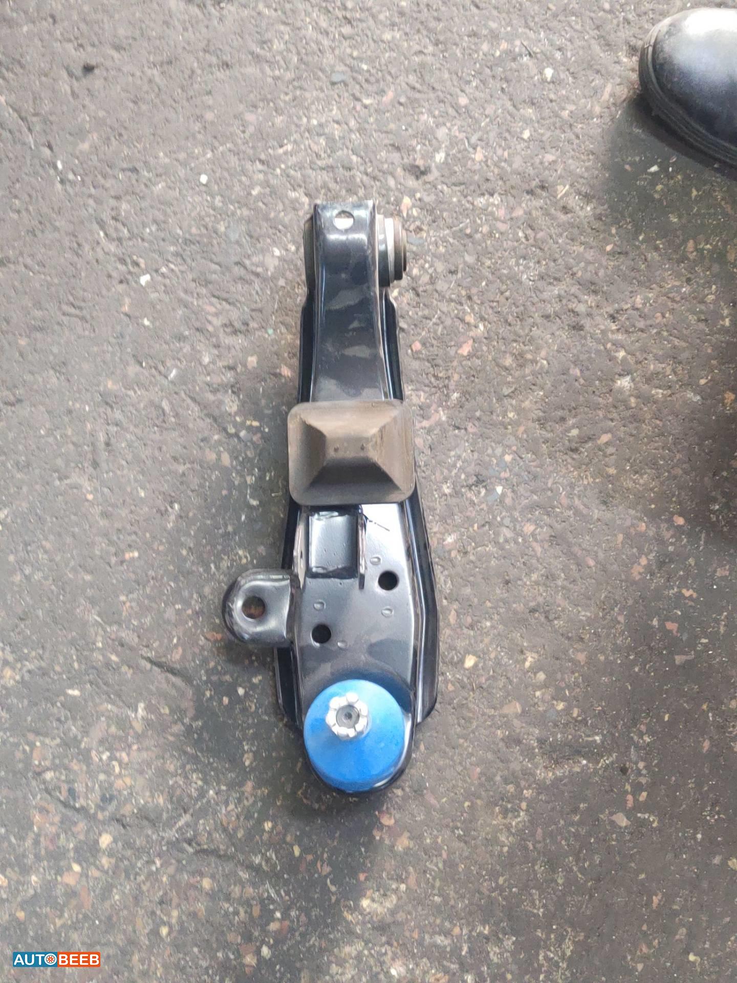 كفة عجل سفلية هيونداي اتش 100 1994 1995 1996 1997 1998 1999 2000 2001 