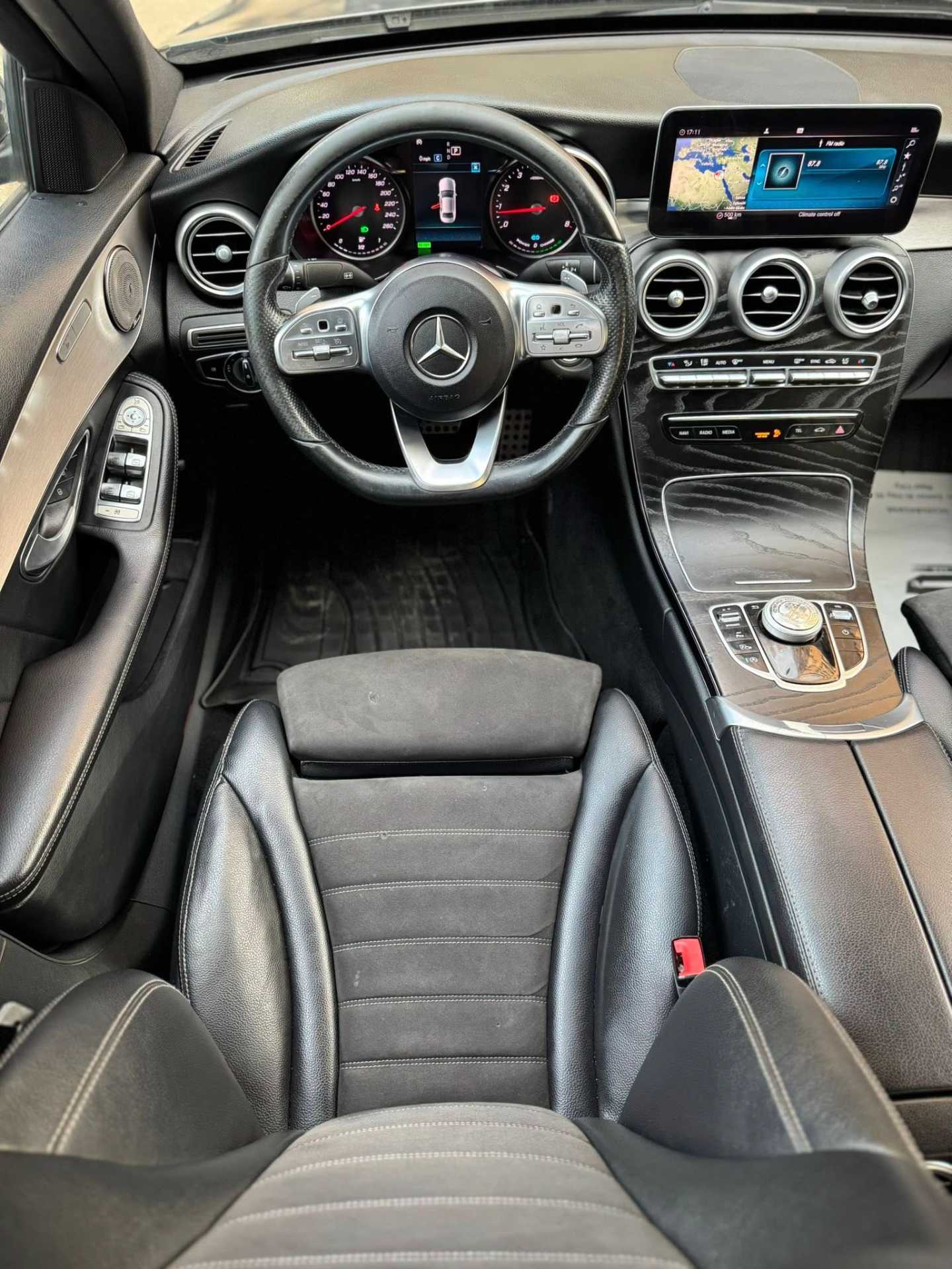 مرسيدس بنز C200 2019