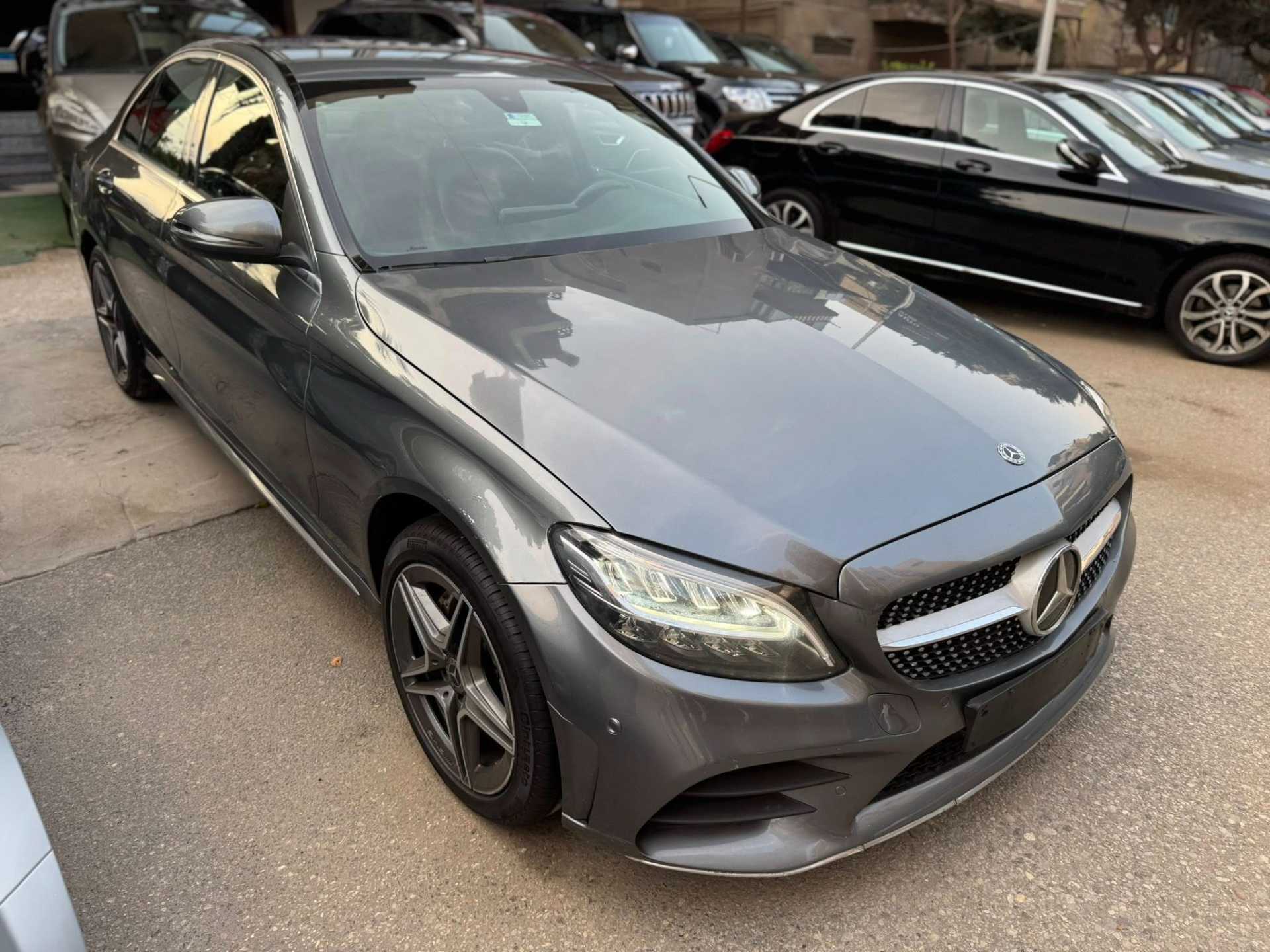 مرسيدس بنز C200 2019