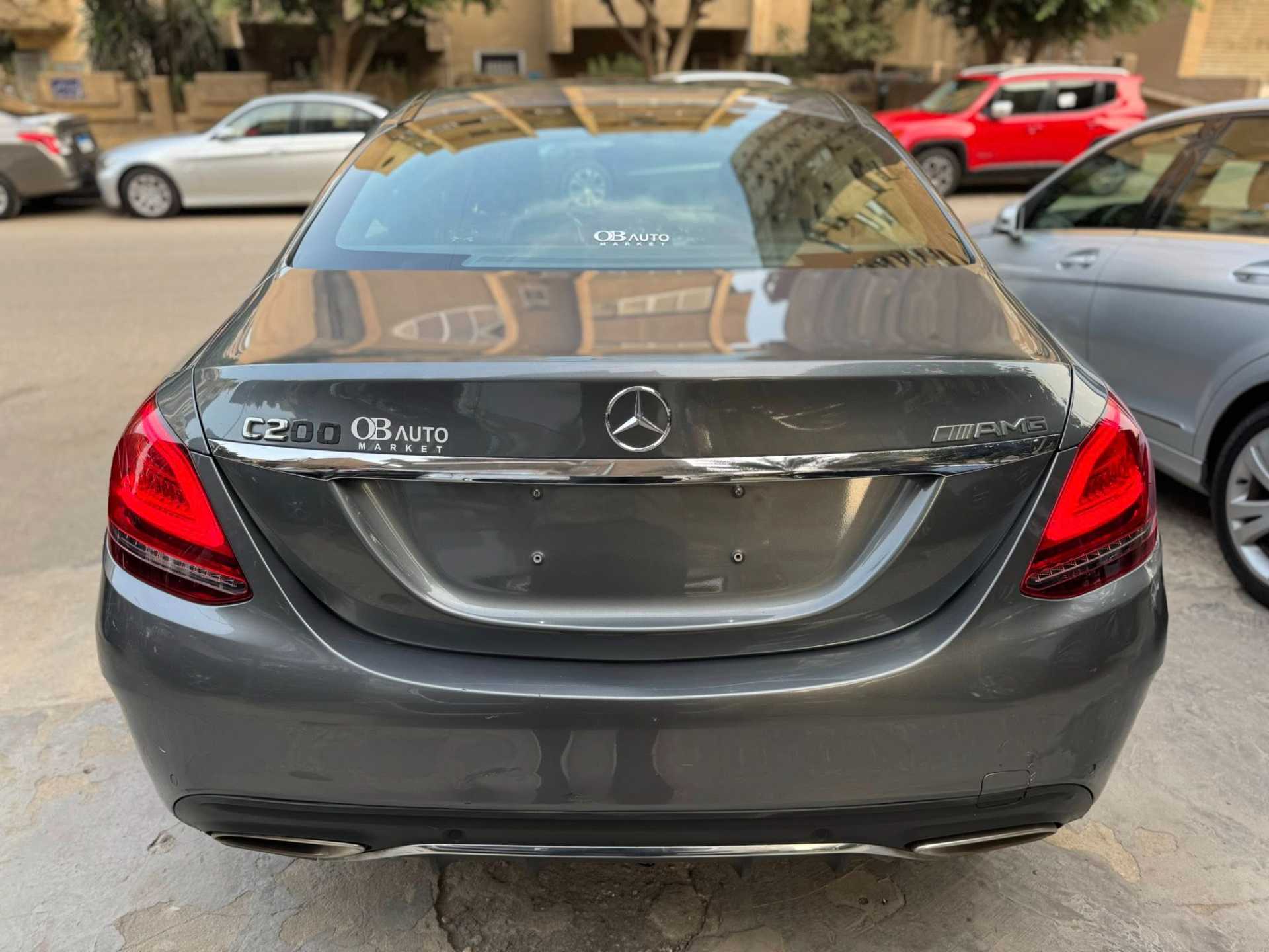 مرسيدس بنز C200 2019