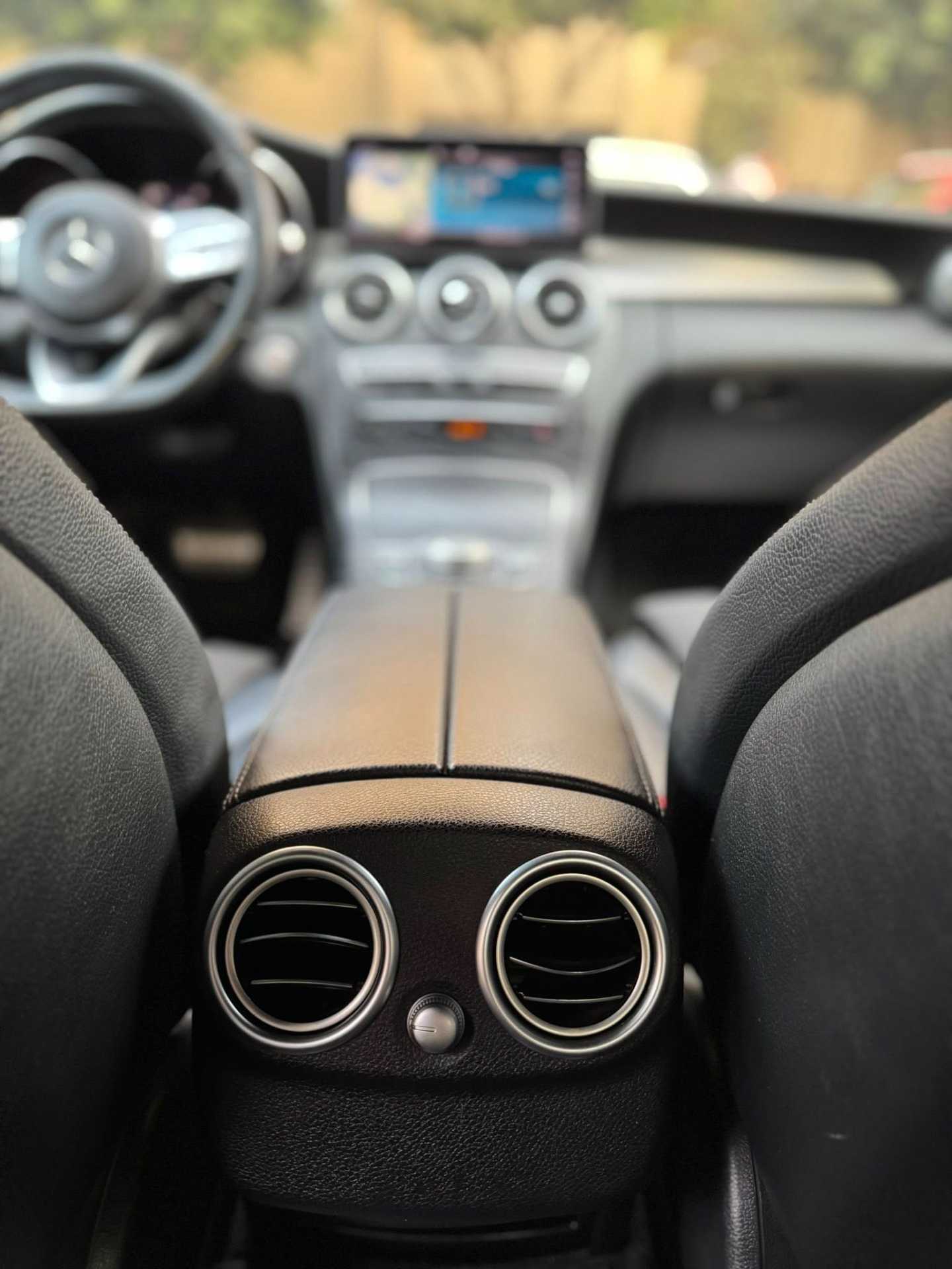 مرسيدس بنز C200 2019