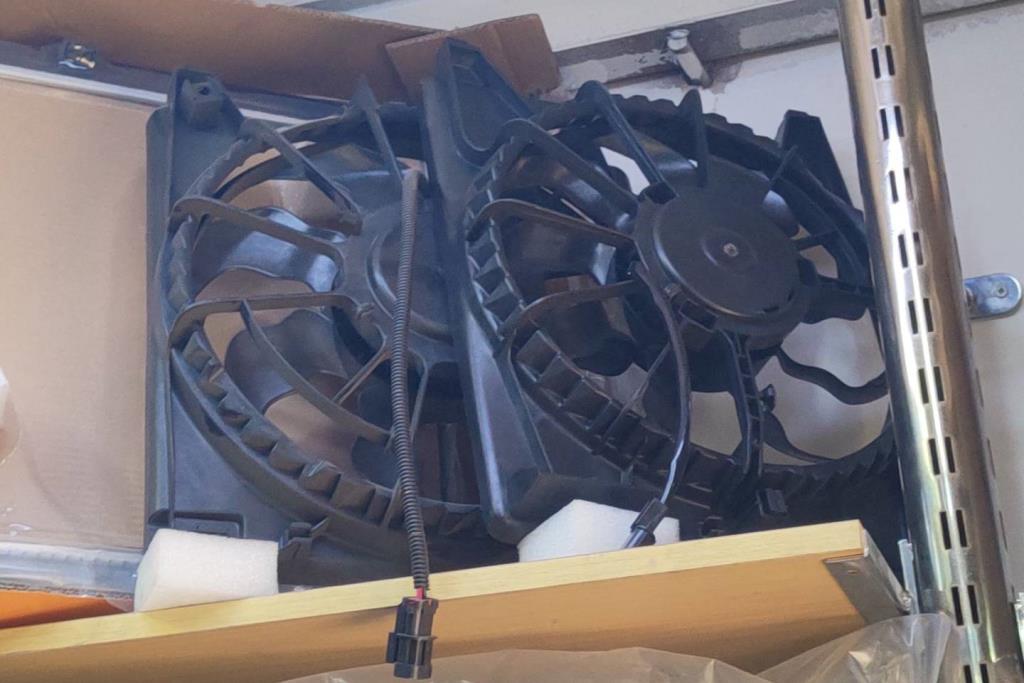 مروحه روديتر هيونداي اتش1 بنزين 2008 2009 2010 2011 2012 2013 2014 