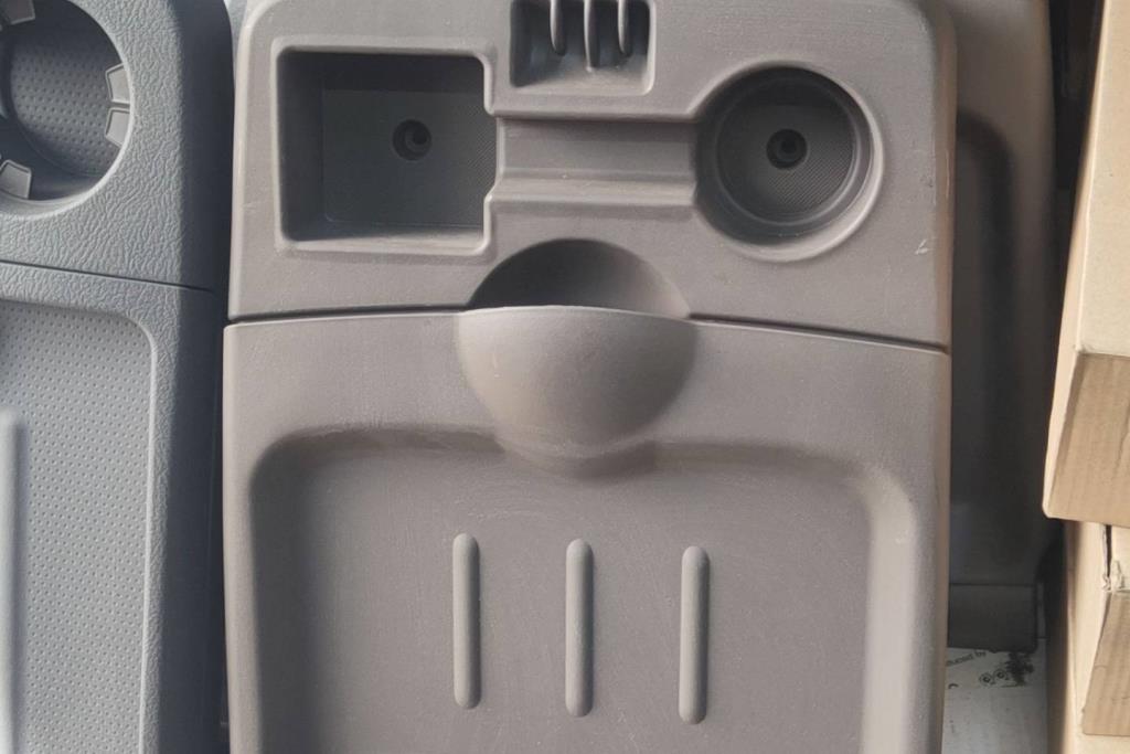 جيبة وسط هيونداي بورتر 2 2008 2009 2010 2011 2012 2013 2014 2015